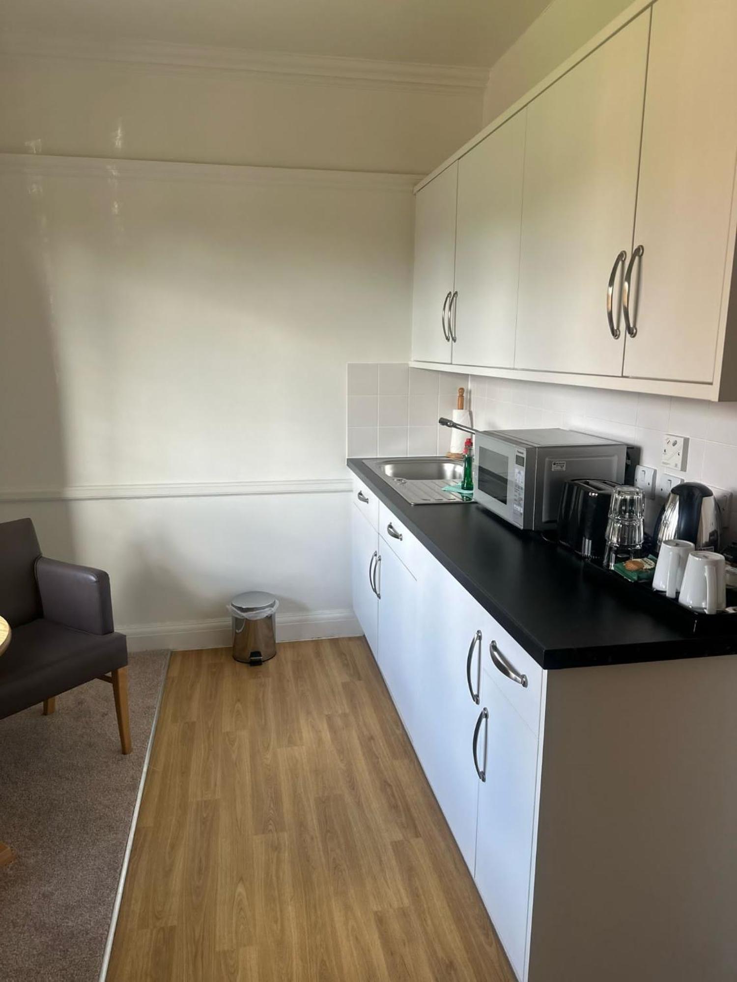 Westminster College Hotel CBG Екстериор снимка